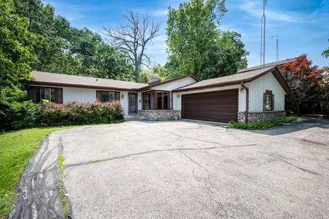 6706 49th, Kenosha, WI 53142