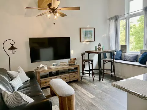 w3216 South Lake Shore Drive #211, Linn, WI 53147