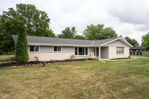 n52w35744 Hillcrest, Oconomowoc, WI 53066
