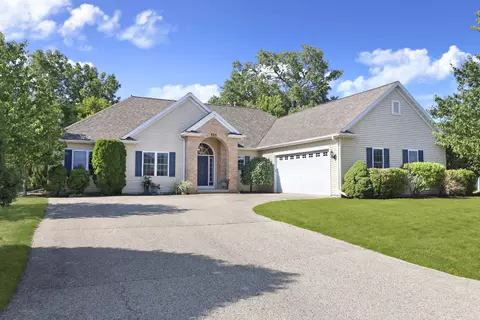 525 Prairie Vw, Williams Bay, WI 53191