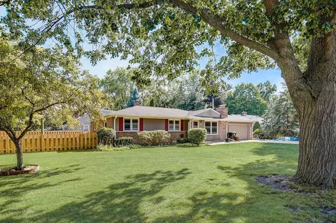 4505 Apple Tree, Racine, WI 53405