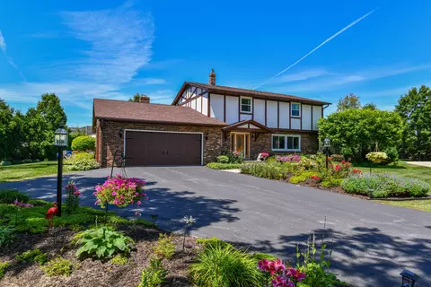 1150 W Duchess, Bayside, WI 53217