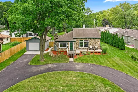 506 Shore, Mukwonago, WI 53149