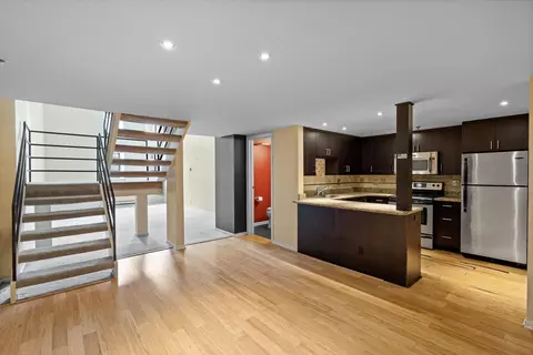 270 E Highland #424, Milwaukee, WI 53202