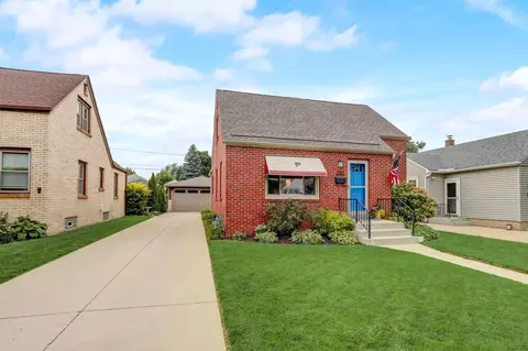 2351 S 83rd, West Allis, WI 53219