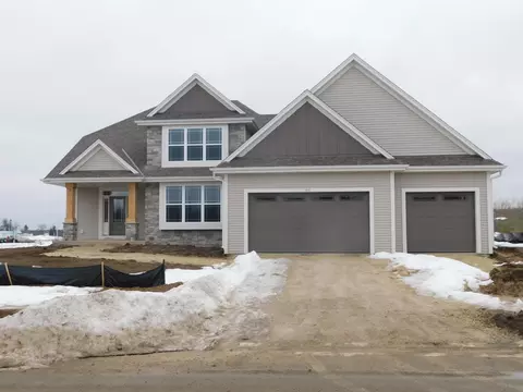 872 Kohlwey, Grafton, WI 53024