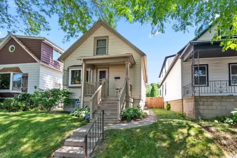 2958 S California, Milwaukee, WI 53207