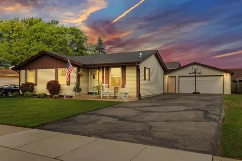 5516 67th, Kenosha, WI 53142
