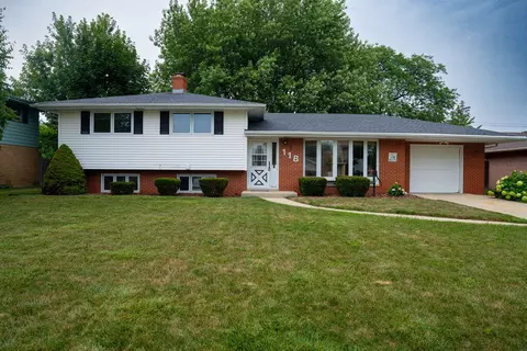 118 Steeplechase, Racine, WI 53402