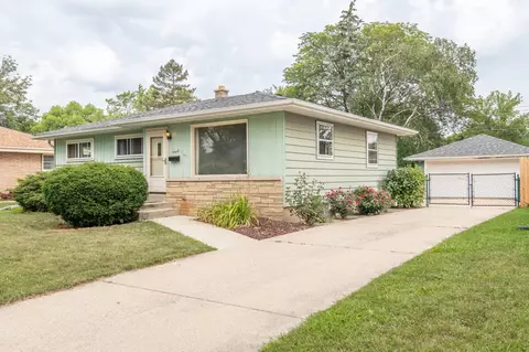 10514 W Caldwell, Milwaukee, WI 53225