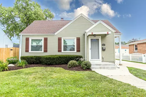 7549 31st, Kenosha, WI 53142
