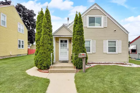 3221 S 21st, Milwaukee, WI 53215