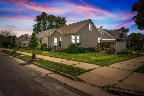 1404 E La, La Crosse, WI 54601