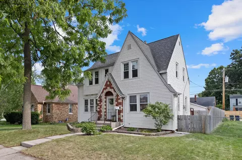 6709 W Monona, West Allis, WI 53219