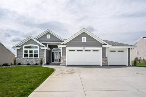 w1119 Deer Creek Circle, Ixonia, WI 53036