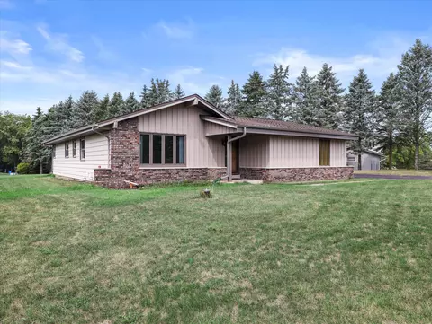 w277s3835 Merrihill, Waukesha, WI 53189