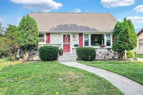 2519 S 15th, Sheboygan, WI 53081