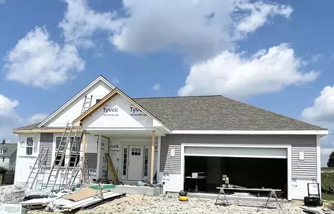 684 Lambert, Slinger, WI 53086