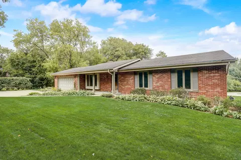 10290 W Edgerton, Hales Corners, WI 53130