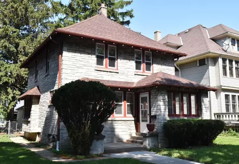 2809 N 44th, Milwaukee, WI 53210
