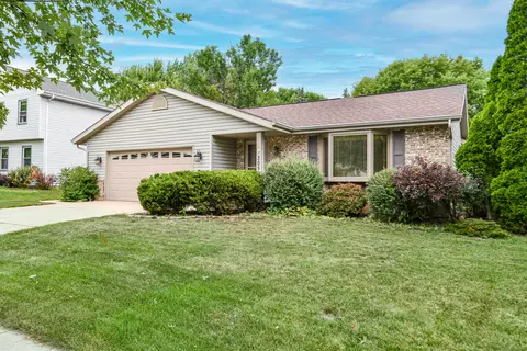 3050 E Diane, Oak Creek, WI 53154