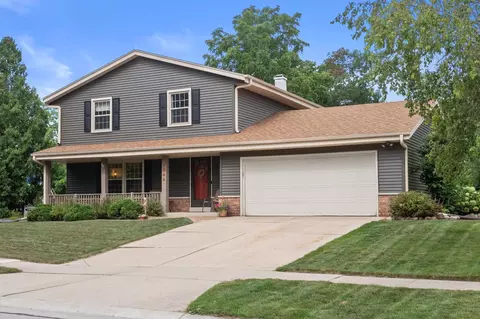 7944 W Imperial, Franklin, WI 53132