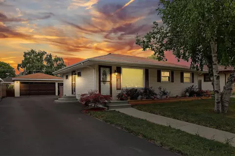 5714 67th, Kenosha, WI 53142