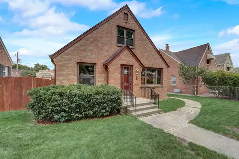 3628 S 15th, Milwaukee, WI 53221