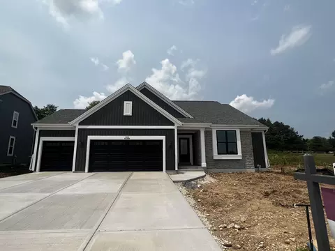 w206n17499 Hidden Crk, Jackson, WI 53037