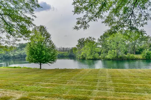 12917 N Colony, Mequon, WI 53097