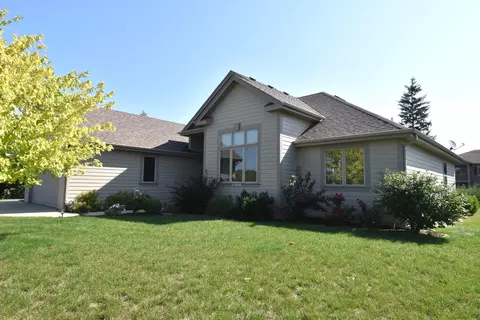 s70w16343 Hedgewood, Muskego, WI 53150