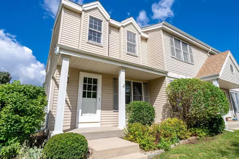 2016 Cliff-alex #A, Waukesha, WI 53189