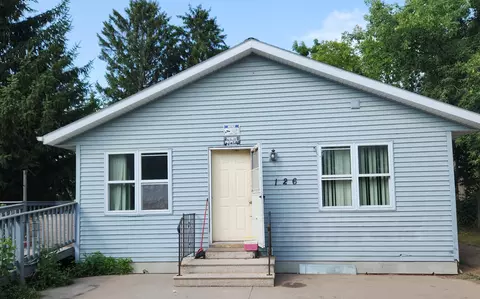 126 Shenandoah, Hobart, WI 54155