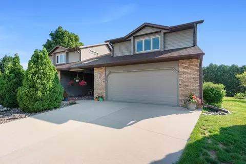 w232n6138 Teakwood, Sussex, WI 53089