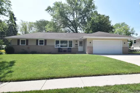7203 Elberton, Greendale, WI 53129