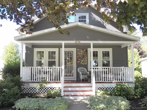 2714 Clark, Manitowoc, WI 54220