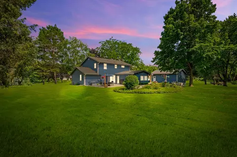 w291s2711 Cambrian, Genesee, WI 53188