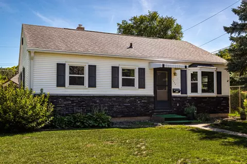 1630 Farnam, La Crosse, WI 54601