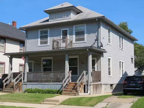 27 Riverside, Racine, WI 53404