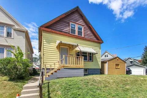 2112 W Middlemass, Milwaukee, WI 53215