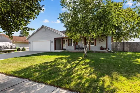 1675 Homestead, Kewaskum, WI 53040
