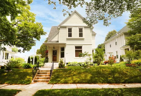 422 St Clair, Sheboygan, WI 53081