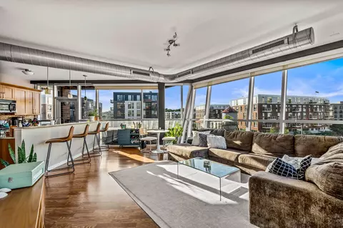 1541 N Jefferson #310, Milwaukee, WI 53202
