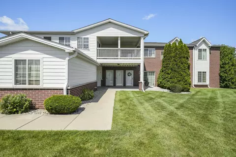 855 Lannon #1504, Mount Pleasant, WI 53406