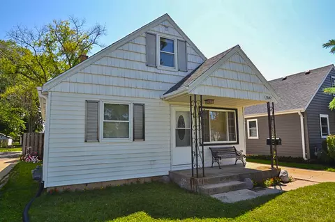 5582 S Obrien, Cudahy, WI 53110