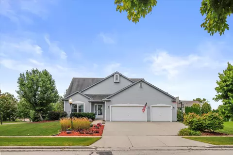 1135 Mallard, Mukwonago, WI 53149