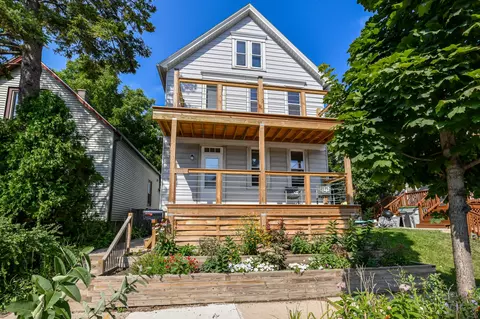 3115 S Brisbane, Milwaukee, WI 53207
