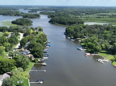 30814 Kramer, Waterford, WI 53185