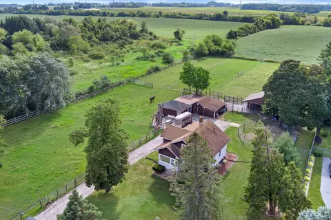 7432 W Riv, Caledonia, WI 53108