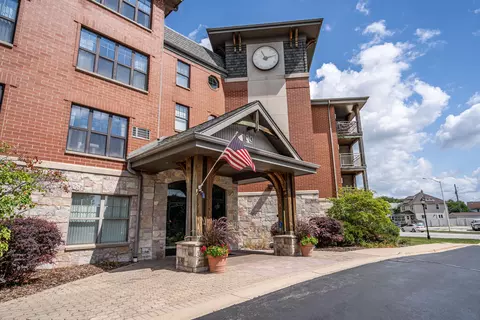 100 E Main #428, Waukesha, WI 53186